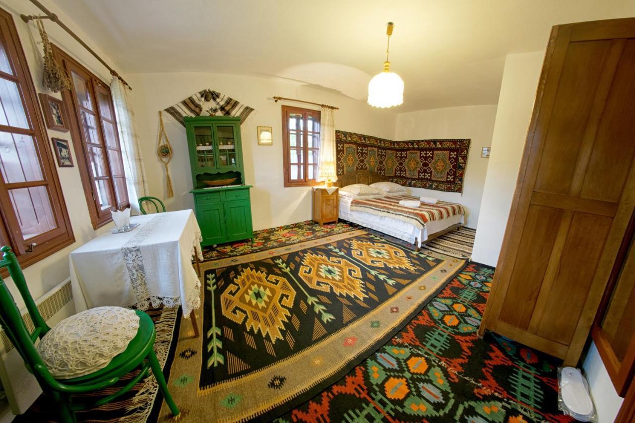 Вилла Casa Bunicii Din Bucovina Вама Экстерьер фото