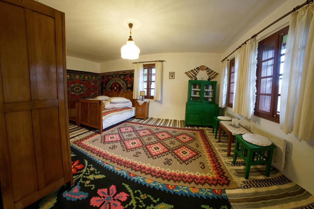 Вилла Casa Bunicii Din Bucovina Вама Экстерьер фото
